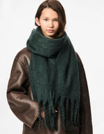 trinity-echarpe-longue-verte-nikita-pieces-3