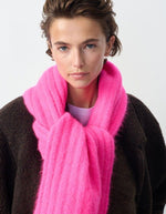 trinity-echarpe-rose-fluo-chine-vitow-american-vintage-3