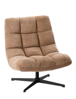 Vue de face du Fauteuil de salon doux en velours beige avec pieds en métal, assise large de 78 cm et dossier haut de 93 cm, modèle Montclar.