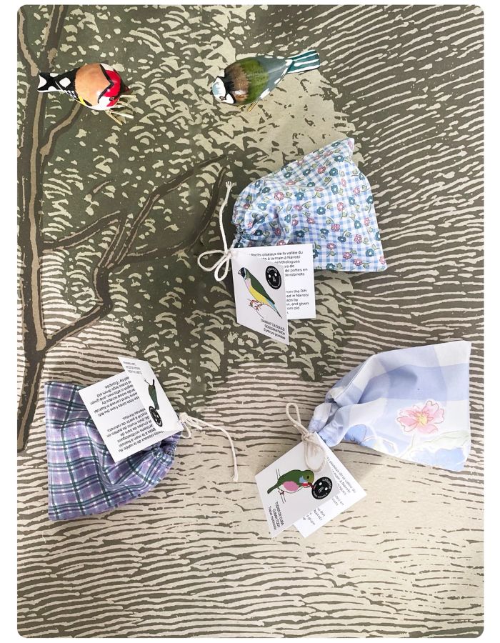 trinity-figurine-oiseau-geai-bleu-lequipee-3