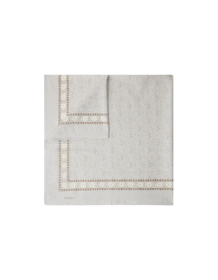 Foulard Classique Soeur gris clair et blanc en voile de coton léger, motif fleuri iconique, 100x100 cm.