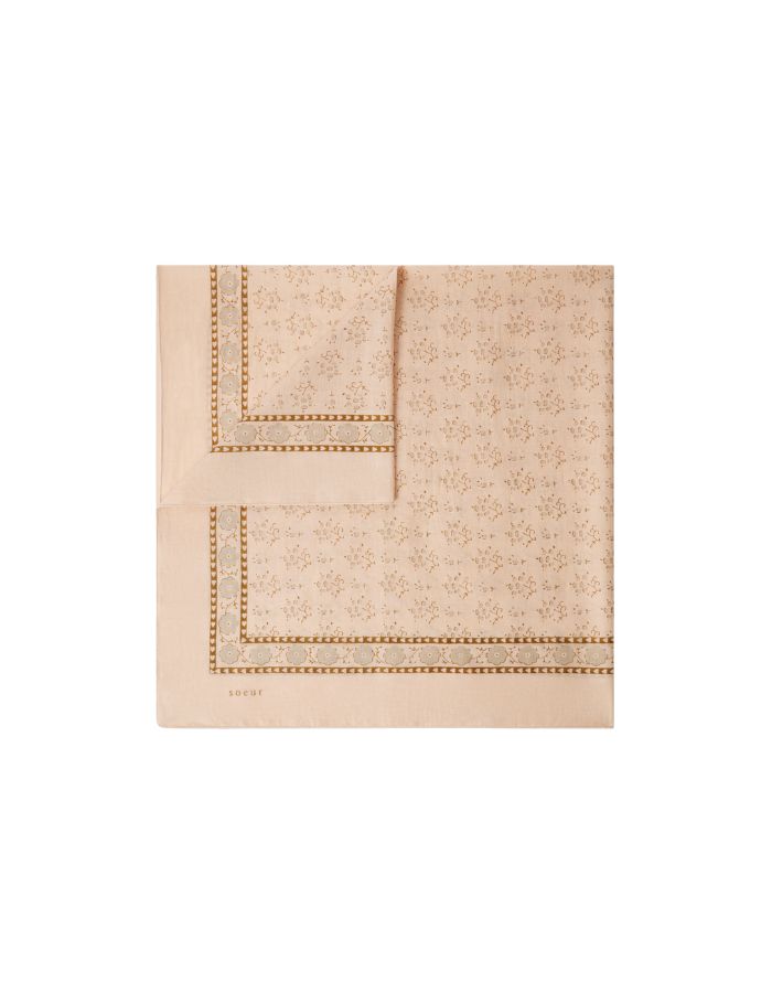 Foulard Classique Soeur carré en voile de coton rose blush et beige, motif fleuri iconique.