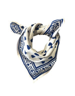 trinity-foulard-love-lapis-50cm-maison-augustin-1