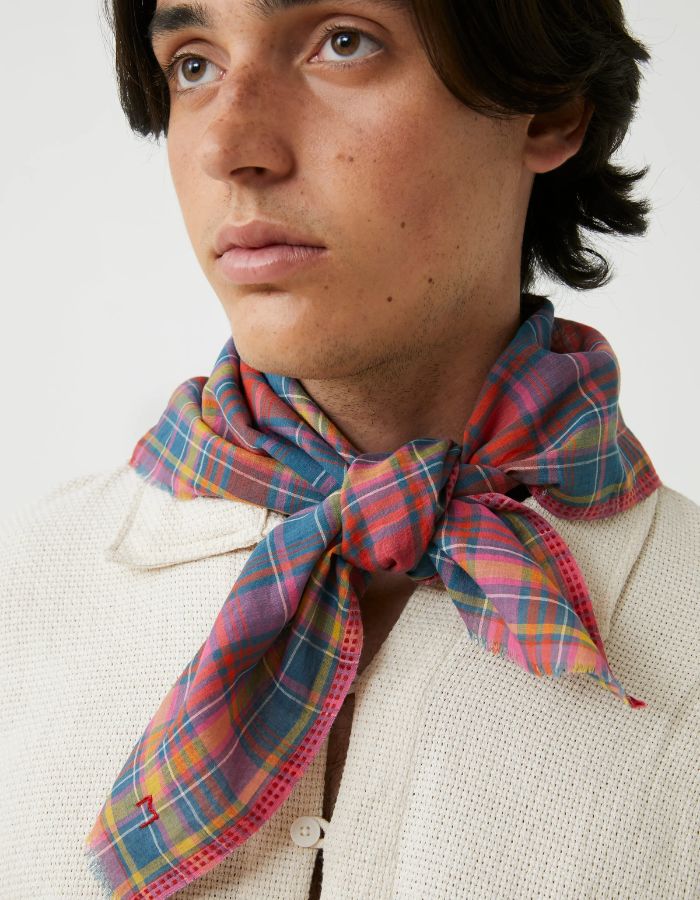 trinity-foulard-secret-817-tulip-moismont-2