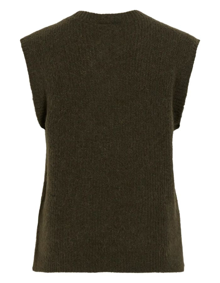 Dos du Gilet en maille fine sans manches pour femme de couleur vert forêt foncé chiné Forest Night Melange, modèle Lory de la marque Vila. Présente un col rond ajusté, des emmanchures dégagées et une coupe droite à la texture douce et légèrement duveteuse.