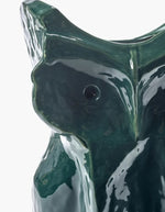 Haut du Grand vase en céramique vert foncé brillante sculpté en forme de hibou grand format 30cm avec motifs peints à la main collection Marni