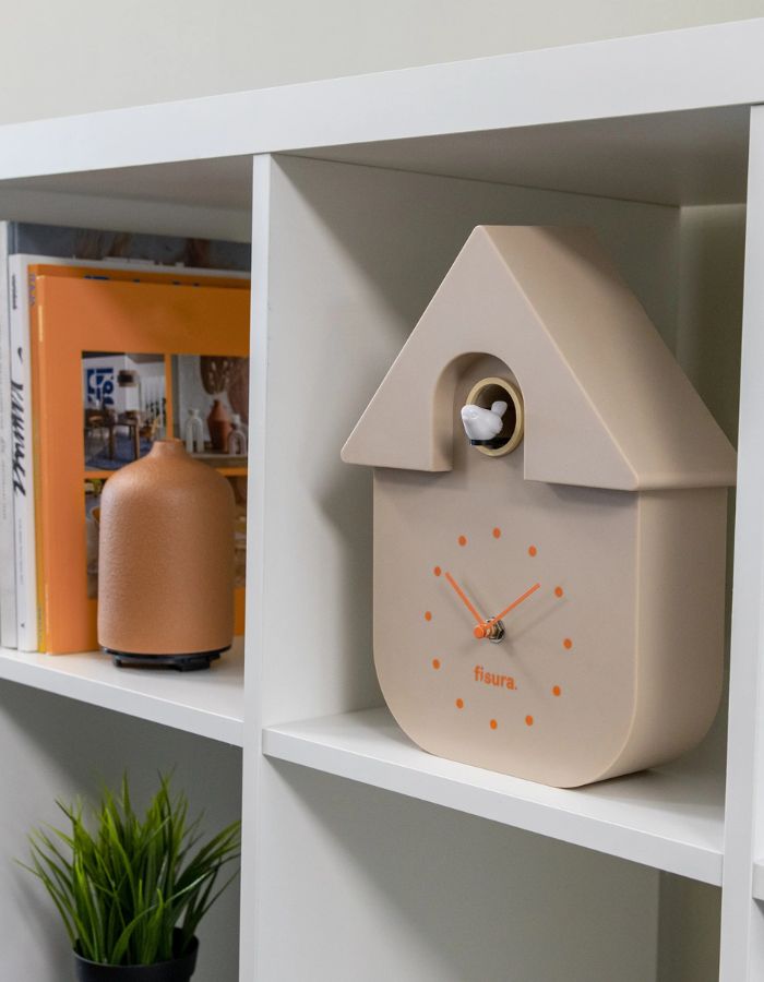 trinity-horloge-coucou-moderne-beige-orange-fisura-3