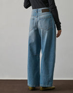 trinity-jean-eliott-boyfriend-denim-bleu-delave-soeur-3