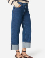 Jean Geronimo Bleu Royal Vanessa Bruno, coupe droite taille haute, larges revers et surpiqûres apparentes.