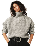 trinity-jumper-baltan-gris-bash-1