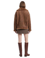 Dos du Manteau court zippé marron style aviateur avec col et doublure en fausse peau lainée et poches plaquées