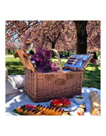 trinity-panier-pique-nique-osier-vichy-bleu-saint-germain-les-jardins-de-la-comtesse-2