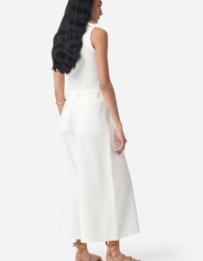 Pantalon large Griffon blanc cassé en coton-lin avec poches plaquées, coupe 7/8.