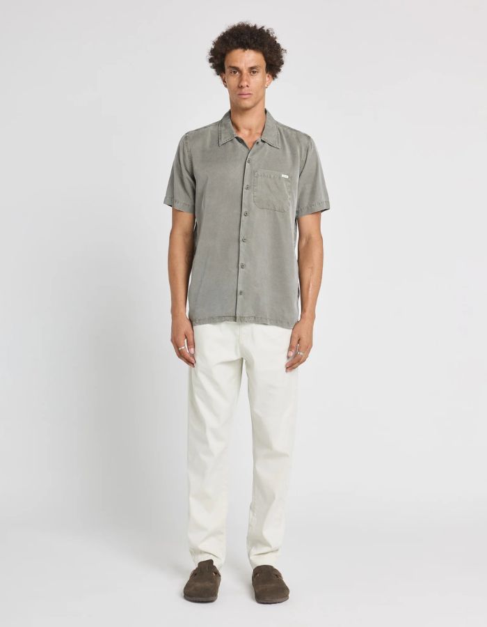 trinity-pantalon-loose-craie-pull-in-2