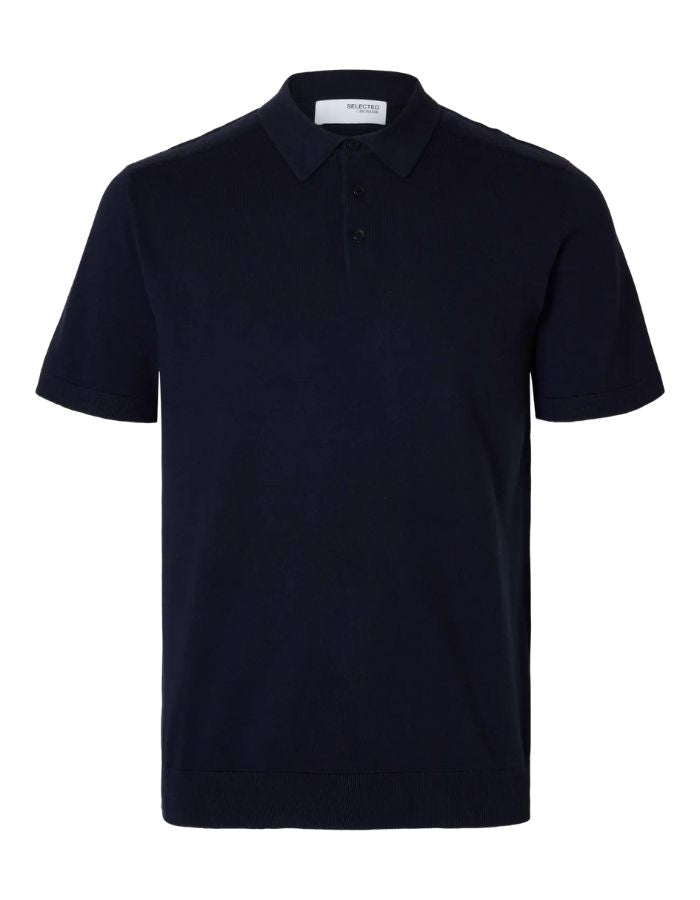 Polo homme Navy Berg en maille plate, manches courtes, col classique et patte de boutonnage.