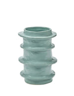 Grand pot de fleur vertical Molly 03 S en grès bleu clair émaillé, design sculptural par Marie Michielssen pour Serax, hauteur 29 cm.