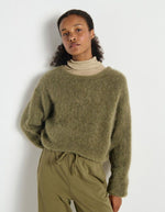 trinity-pull-ample-kaki-niby-american-vintage-2