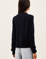 Dos du Pull décontracté pour femme en cachemire bleu marine jauge 5 point jersey, modèle Cheyla Pull couleur Marine de la marque ba&sh