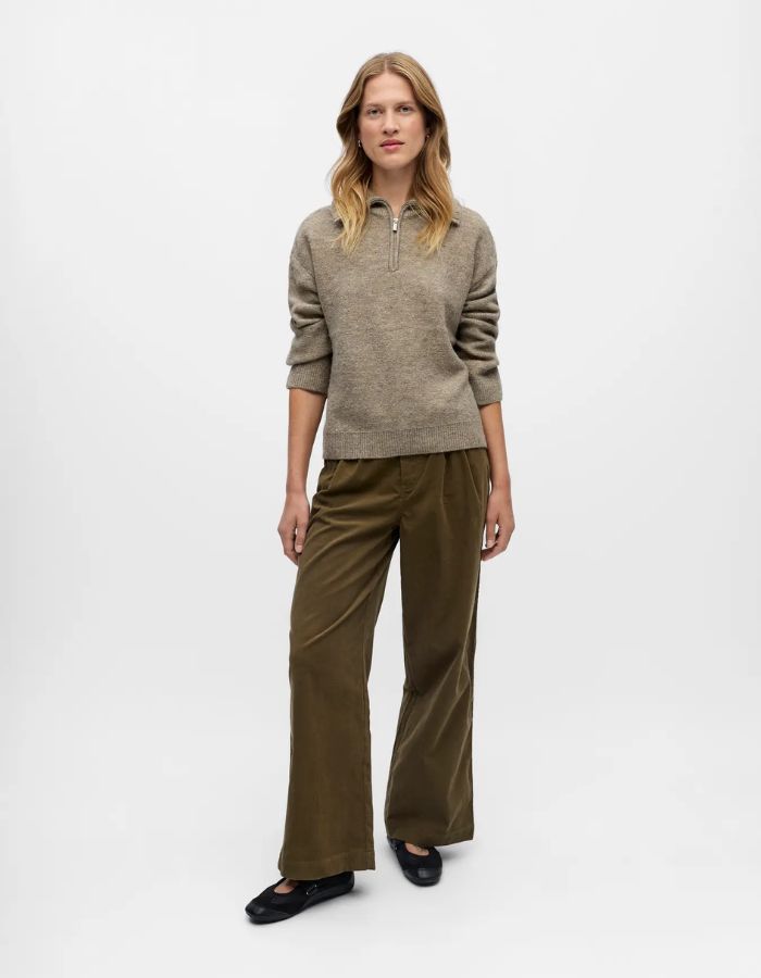 trinity-pull-col-montant-beige-diana-object-4