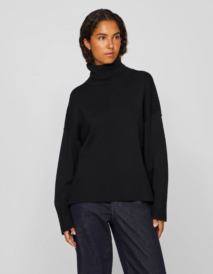 trinity-pull-col-roule-noir-ostria-vila-2