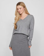 trinity-pull-col-v-gris-viril-vila-3