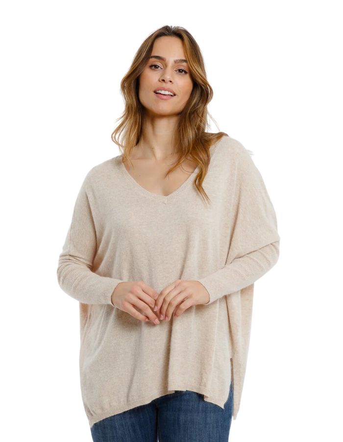 trinity-pull-gaby-beige-artlove-1