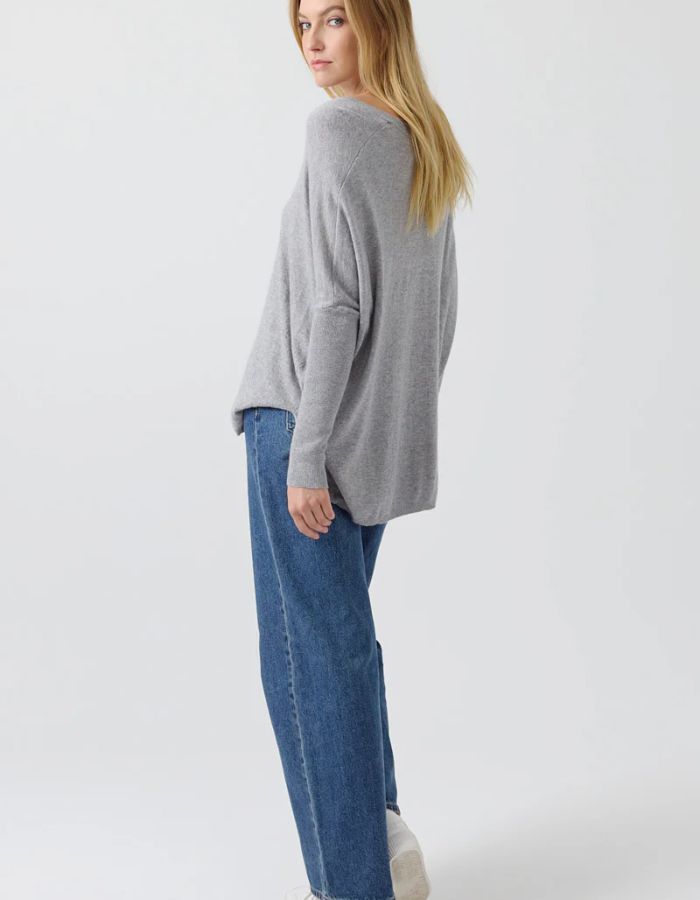 trinity-pull-gris-gaby-artlove-4
