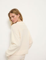 trinity-pull-parc-ecru-bella-jones-3