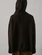 trinity-pull-william-chocolat-soeur-3