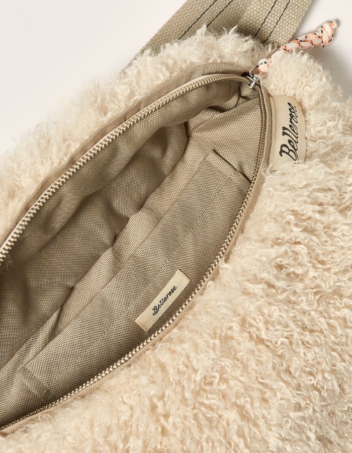 trinity-sac-banane-hosie-poil-beige-bellerose-4