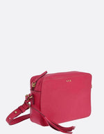 trinity-sac-camera-fushia-loxwood-2