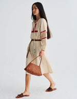 trinity-sac-rosanna-tan-black-edges-dragon-diffusion-4