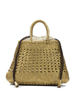 Sac tote Santa Cano de Dragon Diffusion en cuir de buffle tressé main couleur gold, motif cannage serré avec poignées courtes et doublure intérieure en coton