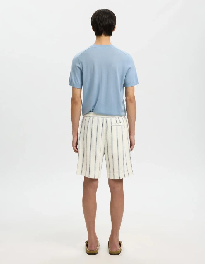 trinity-short-beige-cal-rayures-bleu-ciel-selected-3