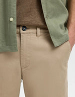trinity-short-miles-flex-greige-selected-5