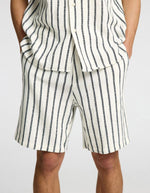 trinity-short-raye-regsal-selected-4