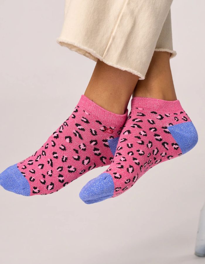 trinity-socquettes-coton-paillettes-leopard-rose-bleu-billy-belt-2
