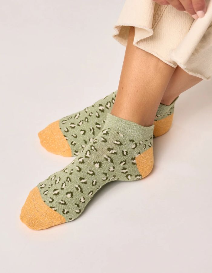 trinity-socquettes-leopard-paillettes-vert-orange-billy-belt-2