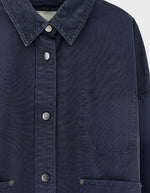 Surchemise Navy Wandy Bellerose coupe relaxed avec col velours côtelé, boutons-pression et poches plaquées.