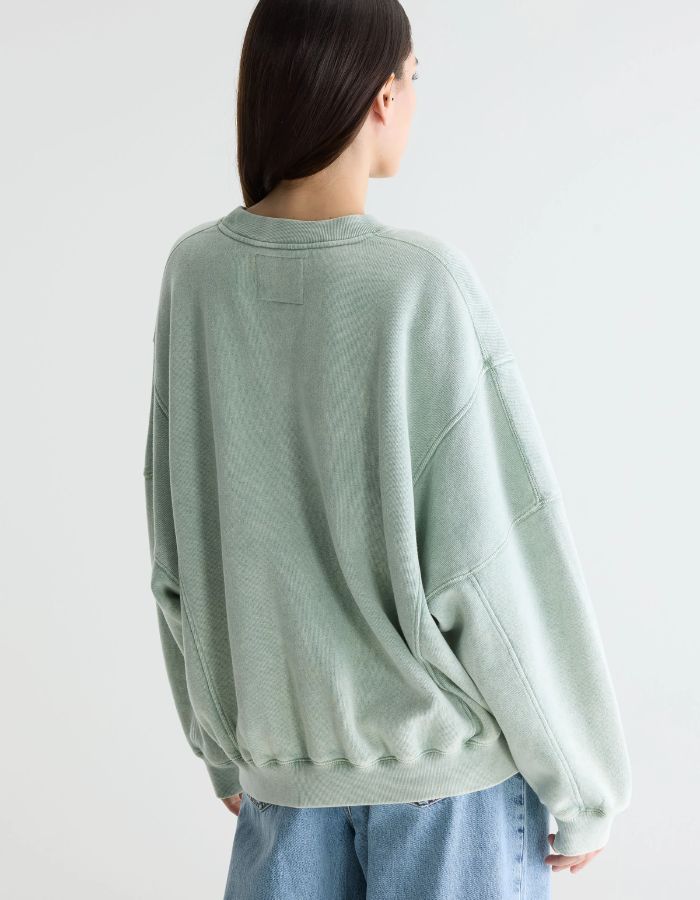 trinity-sweatshirt-oversize-flips-vert-jade-bellerose-4