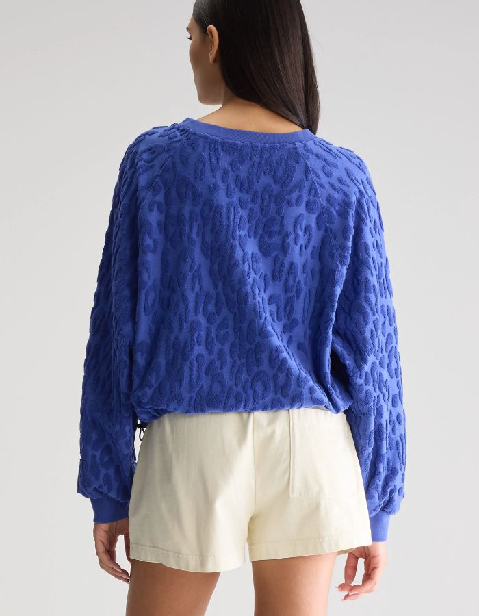 trinity-sweatshirt-vatti-leopard-blueworker-bellerose-4