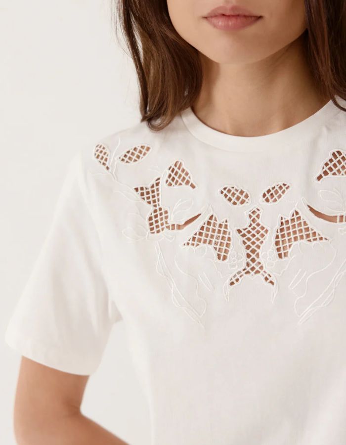 trinity-t-shirt-celysia-creme-artlove-2