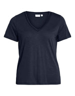 T-shirt uni pour femme modèle Noel de la marque Vila. Coupe droite à manches courtes et col en V, confectionné en maille jersey fluide de couleur bleu marine navy.