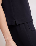 trinity-top-crepe-bleu-marine-howel-hartford-4