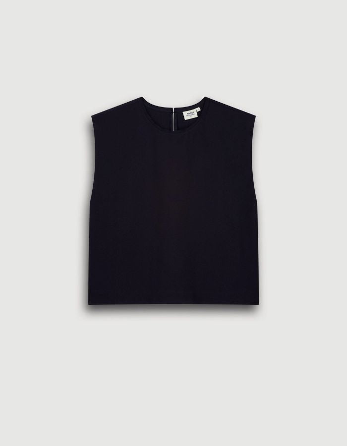 trinity-top-howi-navy-hartford-1