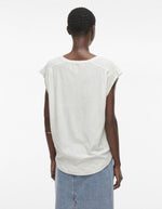 trinity-tshirt-blanc-col-v-hollie-rouge-edit-2