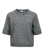 T-shirt en maille fine pour femme de couleur gris moyen chiné Medium Grey Melange, modèle Denisi de la marque Object. Présente une coupe droite avec col rond classique et des manches mi-longues arrivant au coude, terminées par de larges bords-côtes élastiques.