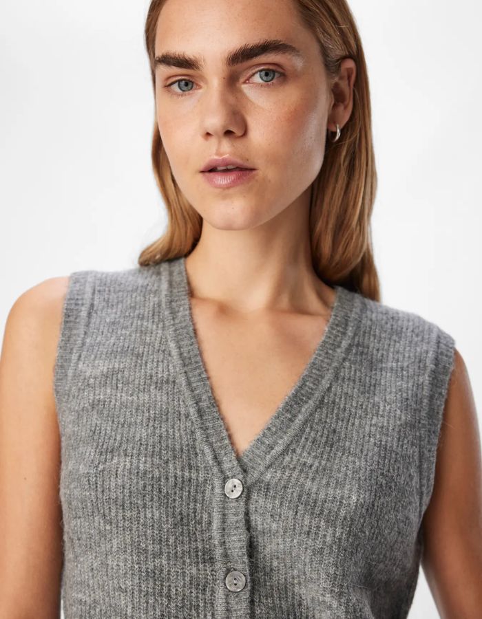 trinity-veste-grise-sans-manches-tricot-diana-object-5