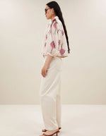 trinity-veste-isla-ikat-bar-3