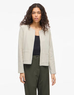 Veste Beige Zippée Garden Vila, blazer court en maille côtelée avec col rond et poches avant.
